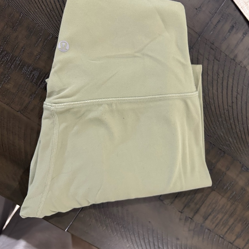 Lululemon light green Activewear Set - Picture 4 of 4